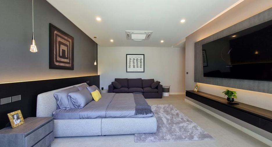 For sale 6 ベッドルーム villa in East Pattaya, Pattaya
