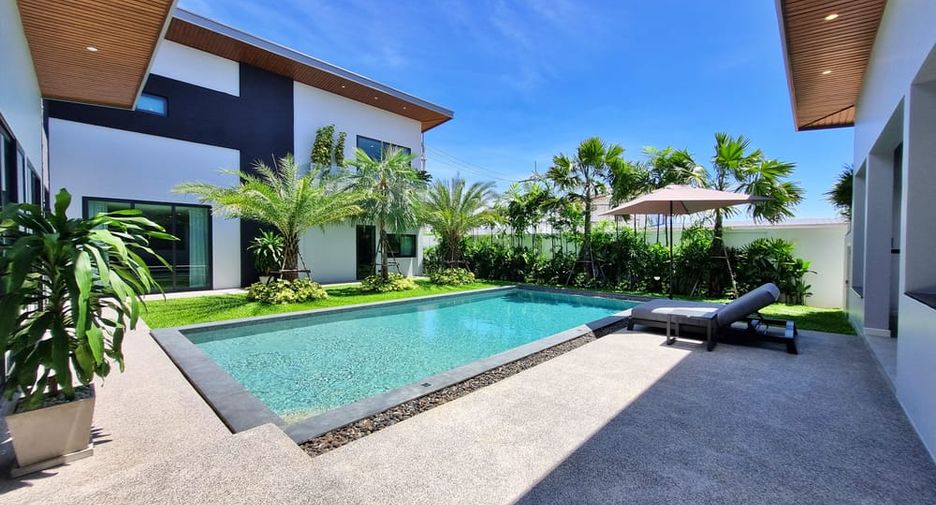 For sale 6 ベッドルーム villa in East Pattaya, Pattaya