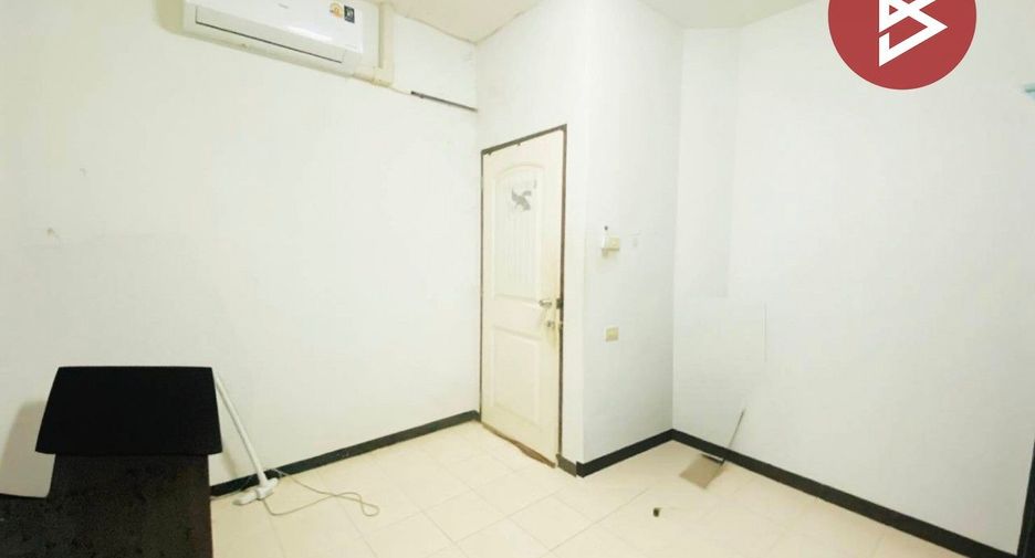 For sale 2 bedrooms townhouse in Mueang Samut Sakhon, Samut Sakhon