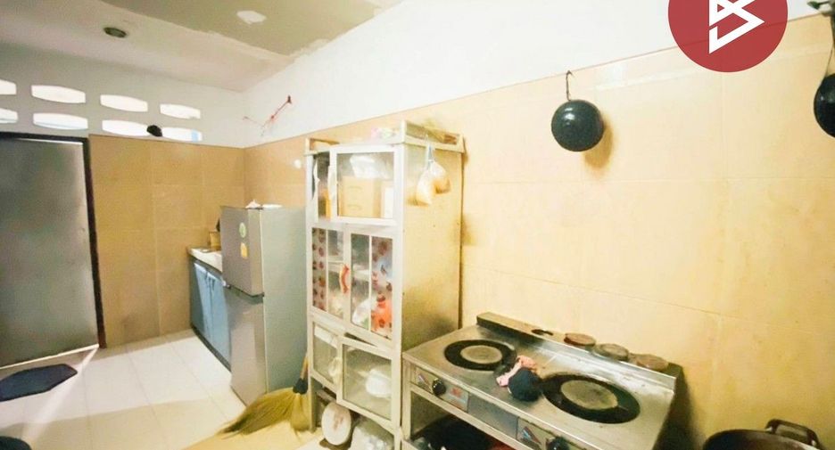 For sale 2 bedrooms townhouse in Mueang Samut Sakhon, Samut Sakhon