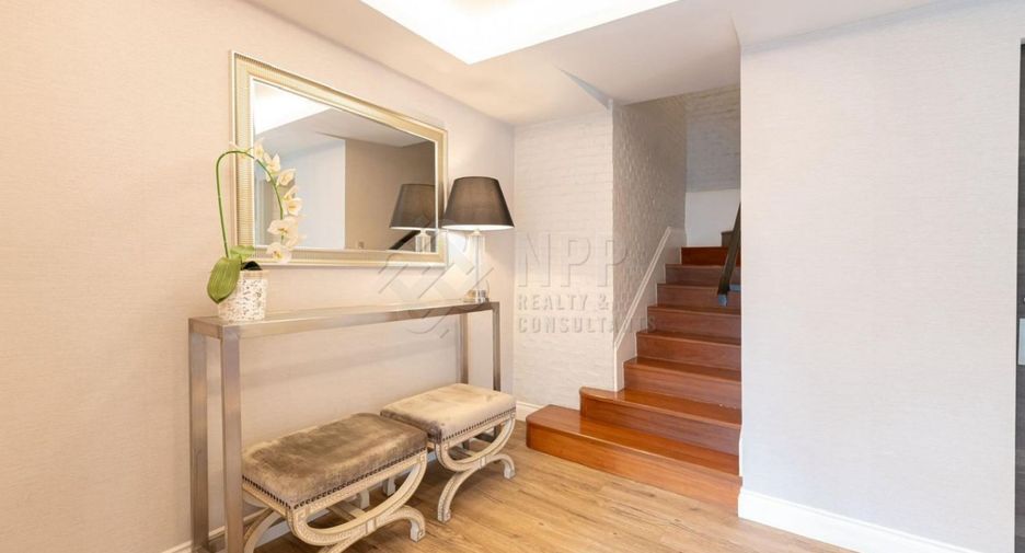 Wohnung zur Miete mit 3 Zimmer in Watthana, Bangkok