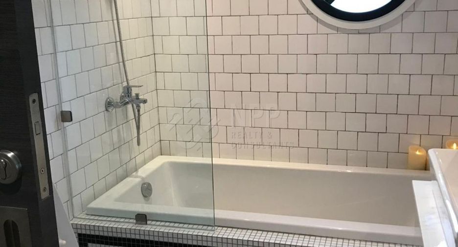 Wohnung zur Miete mit 3 Zimmer in Watthana, Bangkok