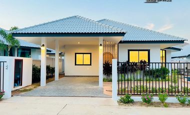 Villa zum Kauf mit 4 Zimmer in East Pattaya, Pattaya