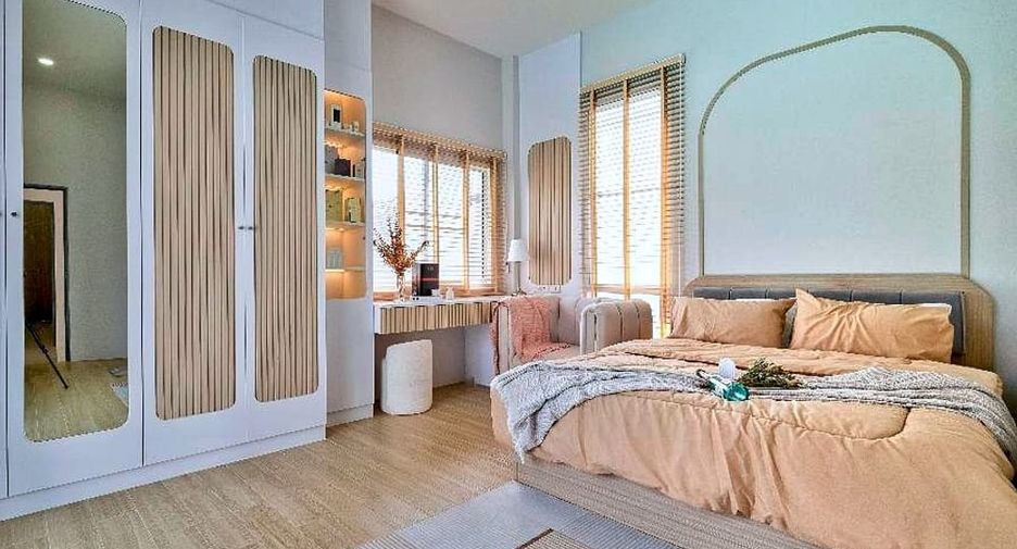 Villa zum Kauf mit 4 Zimmer in East Pattaya, Pattaya