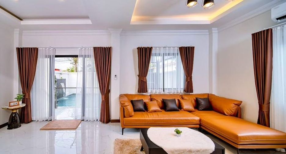 For sale 3 bedrooms villa in East Pattaya, Pattaya