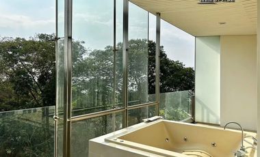 For rent 2 bedrooms condo in North Pattaya, Pattaya