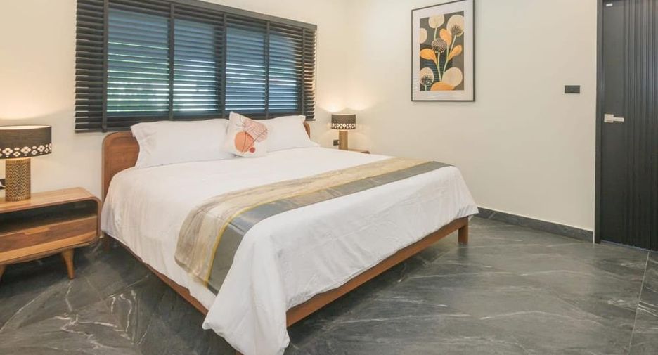 For rent and for sale 4 bedrooms villa in East Pattaya, Pattaya