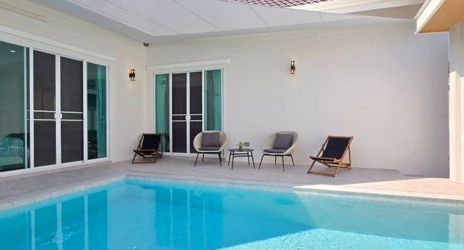 For rent 3 bedrooms villa in East Pattaya, Pattaya