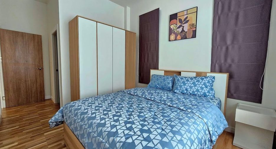 For rent 3 bedrooms villa in East Pattaya, Pattaya
