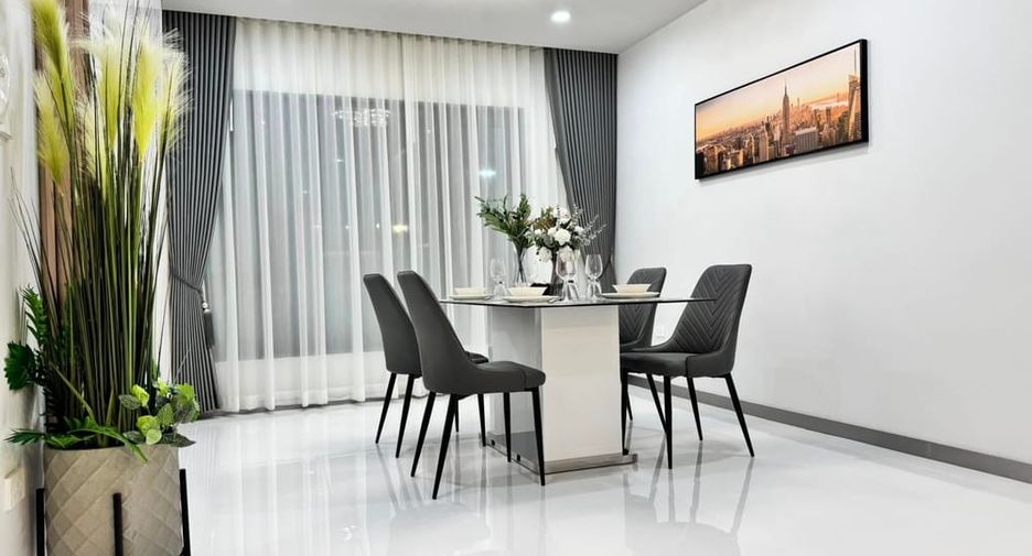 For rent 3 bedrooms villa in East Pattaya, Pattaya