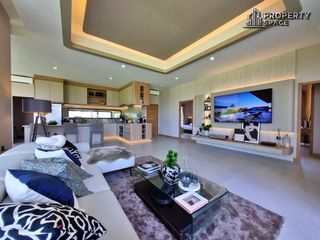 Villa zum Kauf mit 4 Zimmer in Bang Lamung, Chonburi