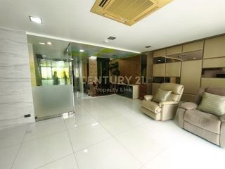 出售 3 卧室 联排别墅 在 Phaya Thai, 曼谷