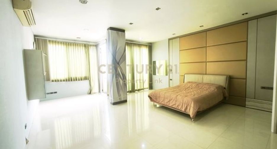 Reihenhaus zum Kauf mit 3 Zimmer in Phaya Thai, Bangkok