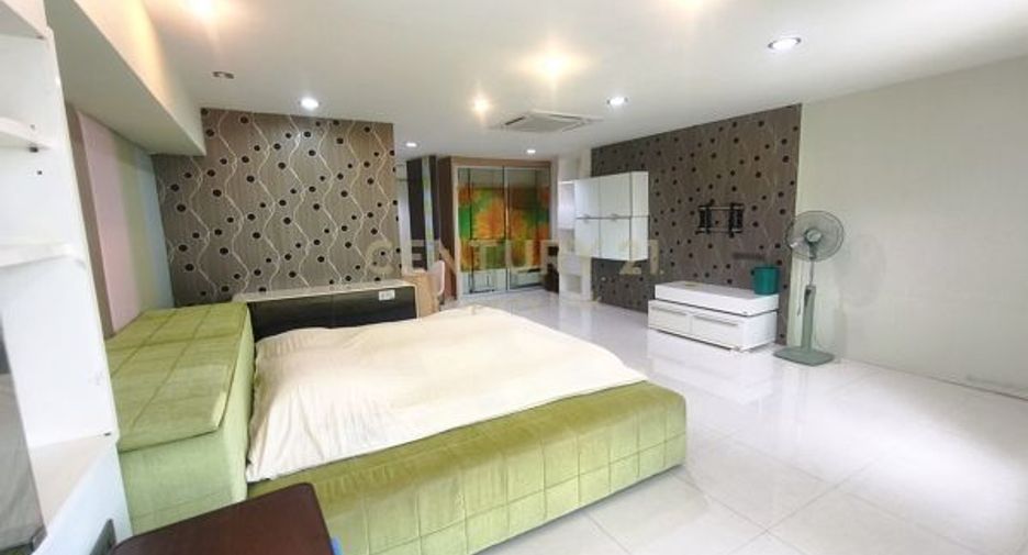 Reihenhaus zum Kauf mit 3 Zimmer in Phaya Thai, Bangkok