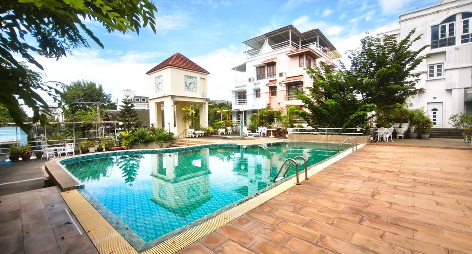 Reihenhaus zum Kauf mit 3 Zimmer in Phaya Thai, Bangkok