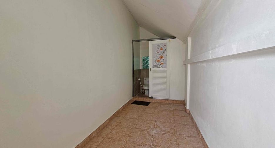 For sale 5 bedrooms villa in East Pattaya, Pattaya