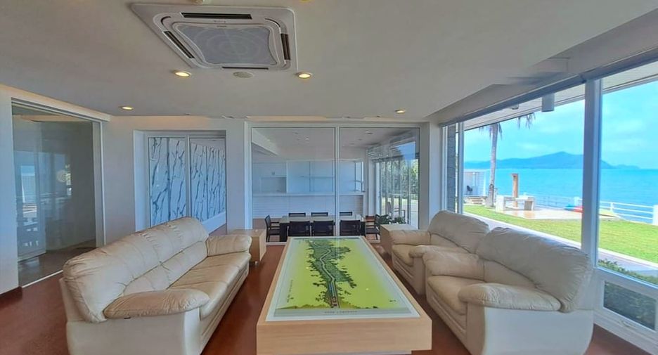 À vendre 4 chambres villa à Sattahip, Chonburi