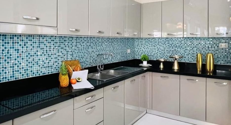 Villa zum Kauf mit 4 Zimmer in Huay Yai, Pattaya