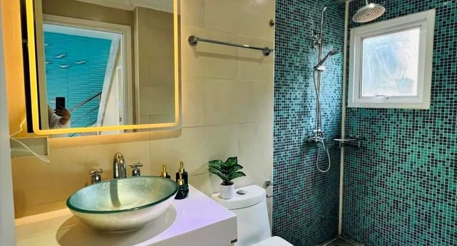 Villa zum Kauf mit 4 Zimmer in Huay Yai, Pattaya