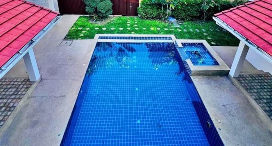 Villa zum Kauf mit 4 Zimmer in Huay Yai, Pattaya