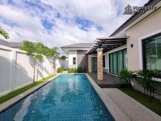 For sale 3 bedrooms villa in Bang Lamung, Chonburi