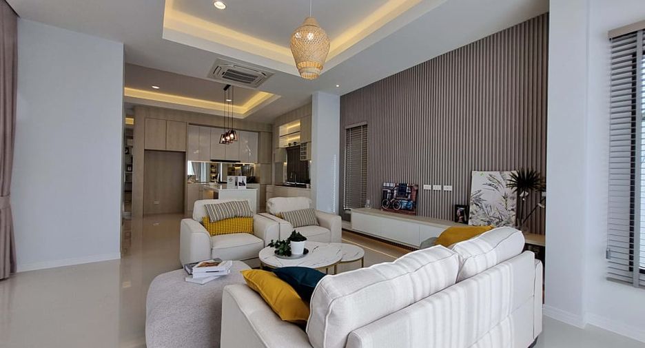For sale 3 bedrooms villa in Huay Yai, Pattaya