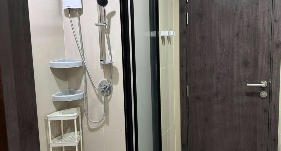 For rent 1 bed condo in Huai Khwang, Bangkok