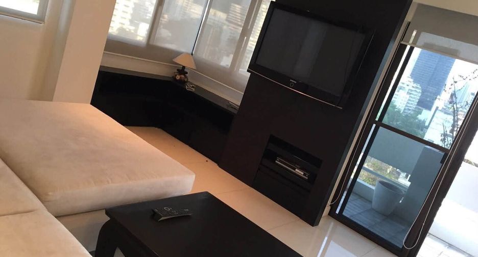 For rent 2 bedrooms condo in Watthana, Bangkok