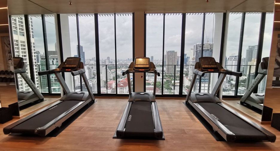 Condo en alquiler de 2 habitaciones en Watthana, Bangkok