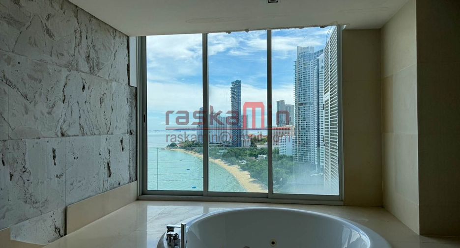 For sale 4 bedrooms condo in North Pattaya, Pattaya