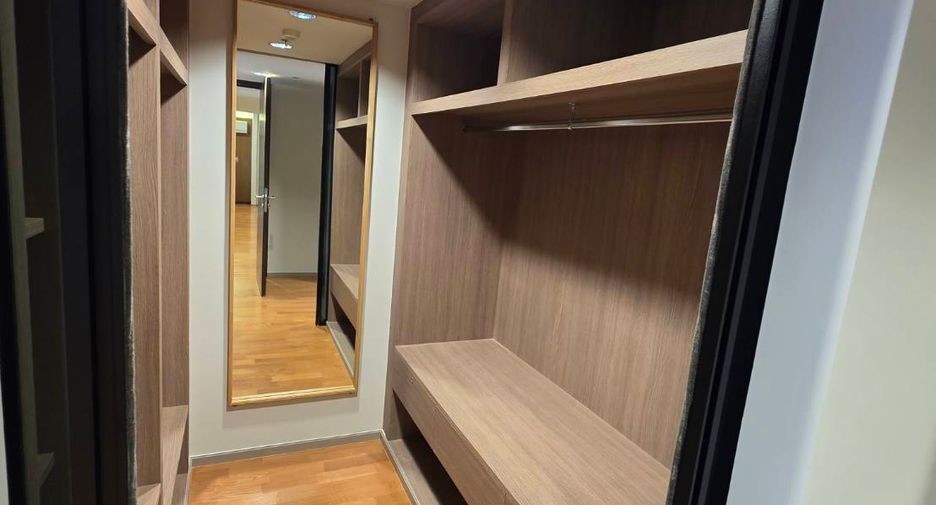 Apartment zur Miete mit 2 Zimmer in Khlong Toei, Bangkok