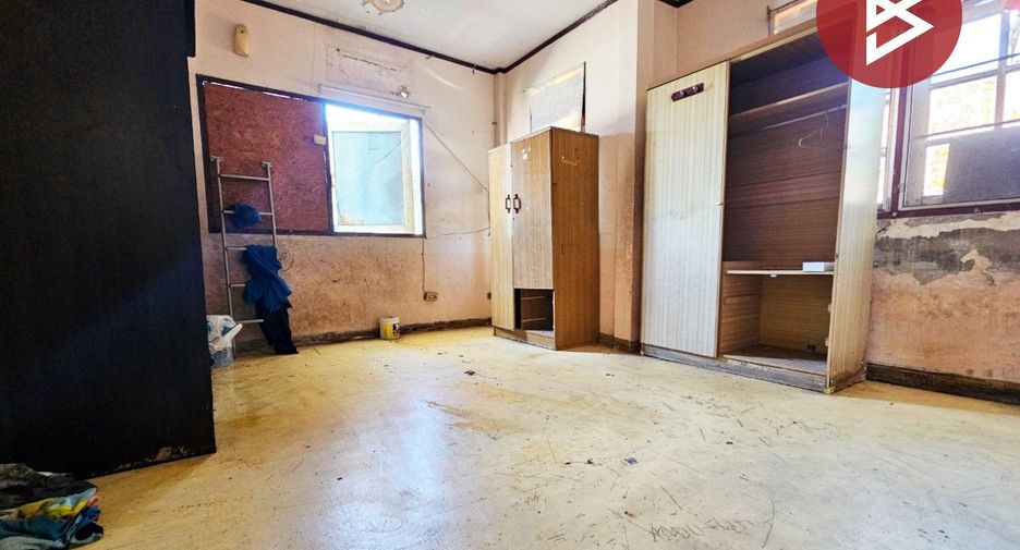 出售 4 卧室 独立屋 在 Thung Khru, 曼谷