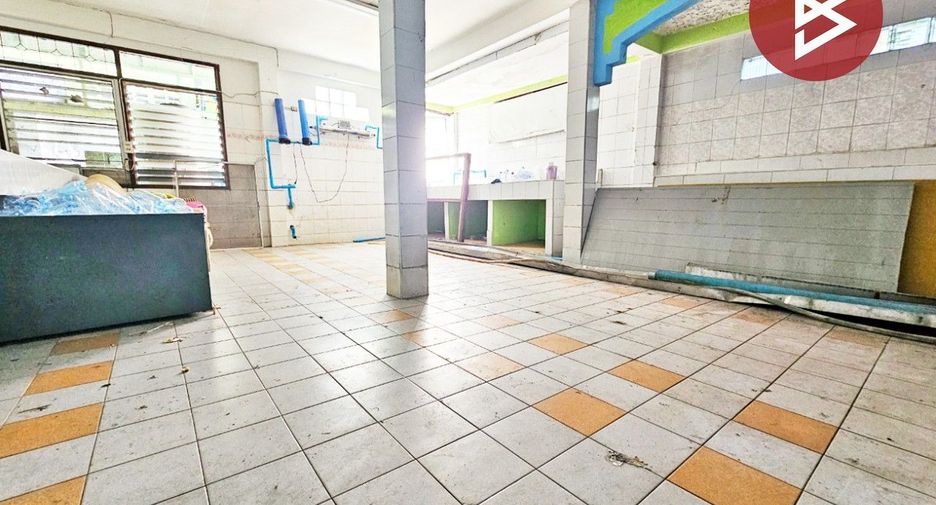 出售 4 卧室 独立屋 在 Thung Khru, 曼谷