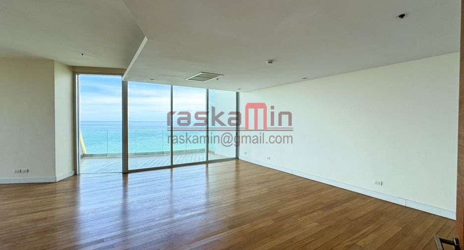 For sale 4 bedrooms condo in North Pattaya, Pattaya