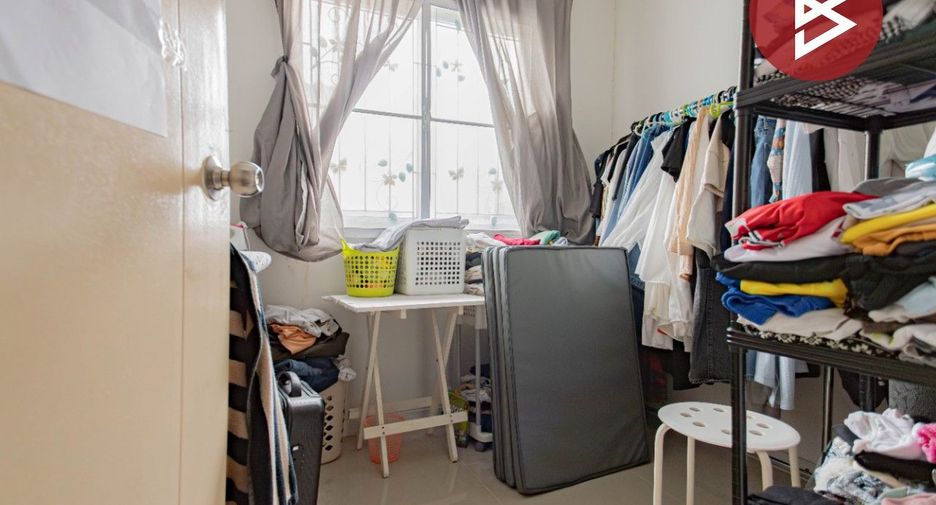 Reihenhaus zum Kauf mit 3 Zimmer in Bang Phli, Samut Prakan