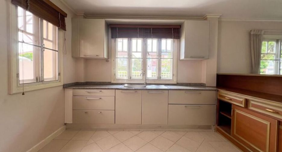 Продажа 3 спальни дом в Саи Маи, Бангкок