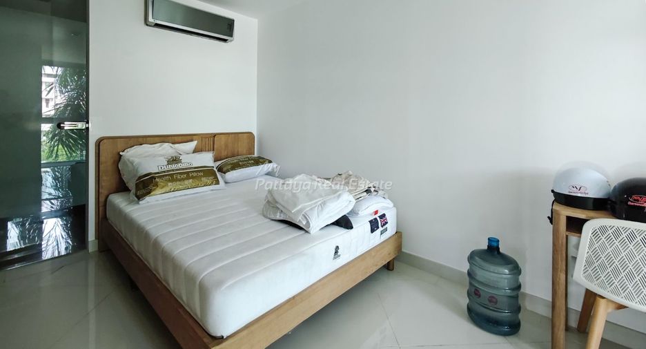 For sale 2 bedrooms condo in North Pattaya, Pattaya
