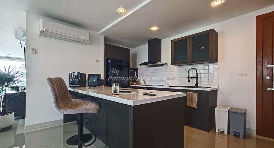 For sale 2 bedrooms condo in North Pattaya, Pattaya