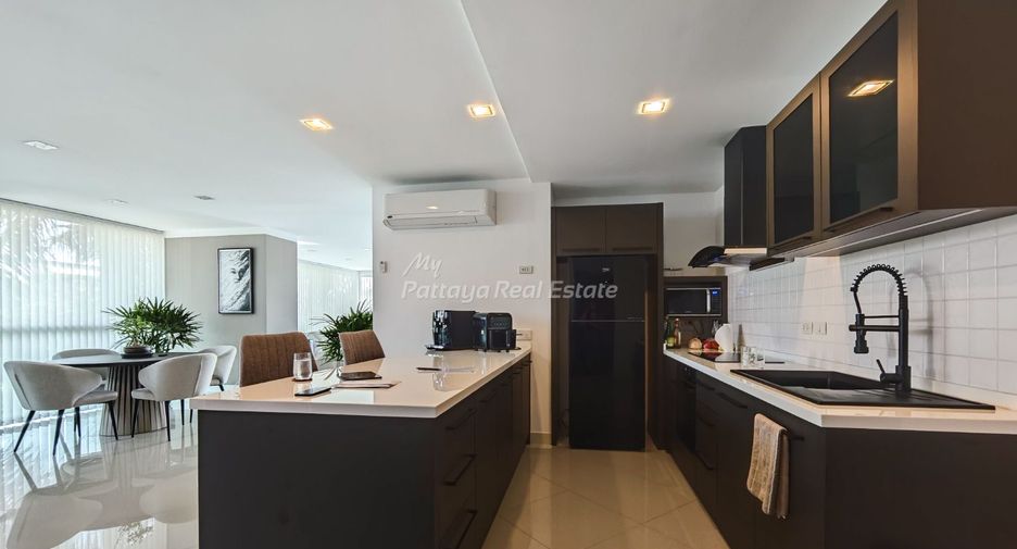 For sale 2 bedrooms condo in North Pattaya, Pattaya