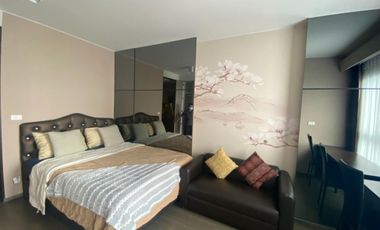 For rent 1 bed condo in Phra Khanong, Bangkok