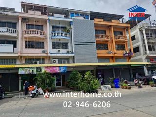 À vendre 5 chambres local commercial à Pak Kret, Nonthaburi