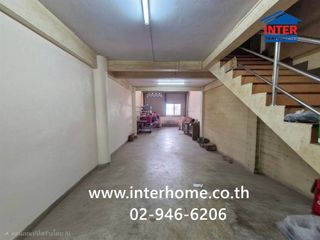 À vendre 5 chambres local commercial à Pak Kret, Nonthaburi
