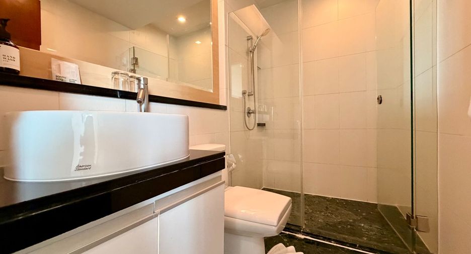 Apartamento con servicios en alquiler de 3 habitaciones en Pathum Wan, Bangkok