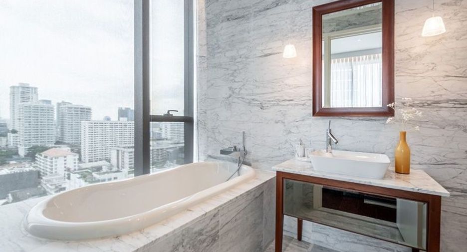 Condo en alquiler y en venta de 2 habitaciones en Watthana, Bangkok
