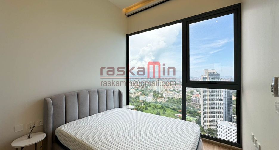 For sale 3 bedrooms condo in North Pattaya, Pattaya