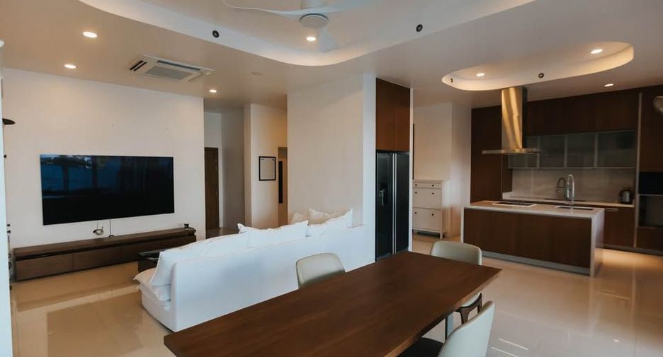 For rent and for sale 5 bedrooms villa in Mueang Phuket, Phuket