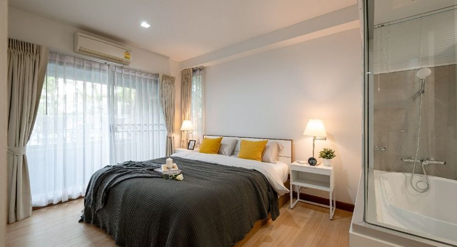 Wohnung zum Kauf mit 2 Zimmer in Khlong Toei, Bangkok