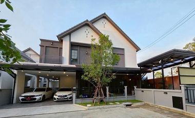 À vendre 4 chambres maison à Bang Phli, Samut Prakan