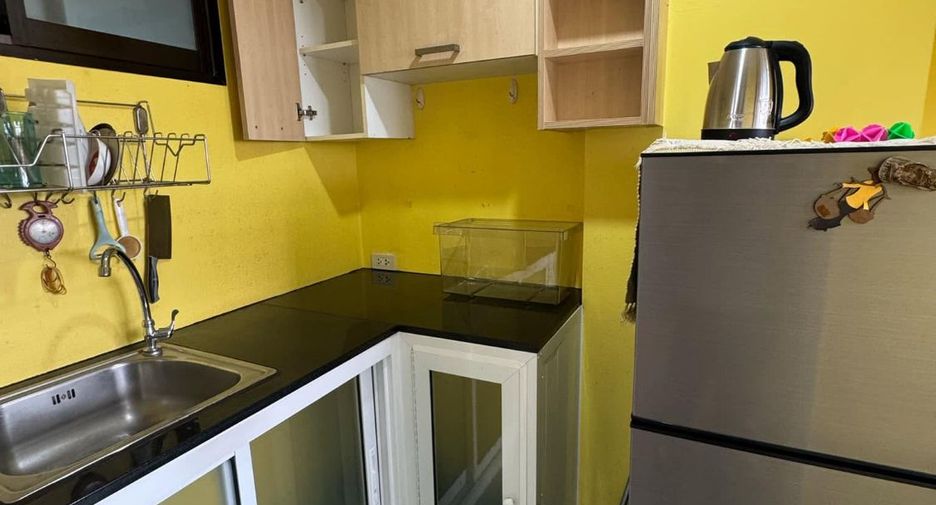 For rent and for sale 1 bed condo in Yan Nawa, Bangkok