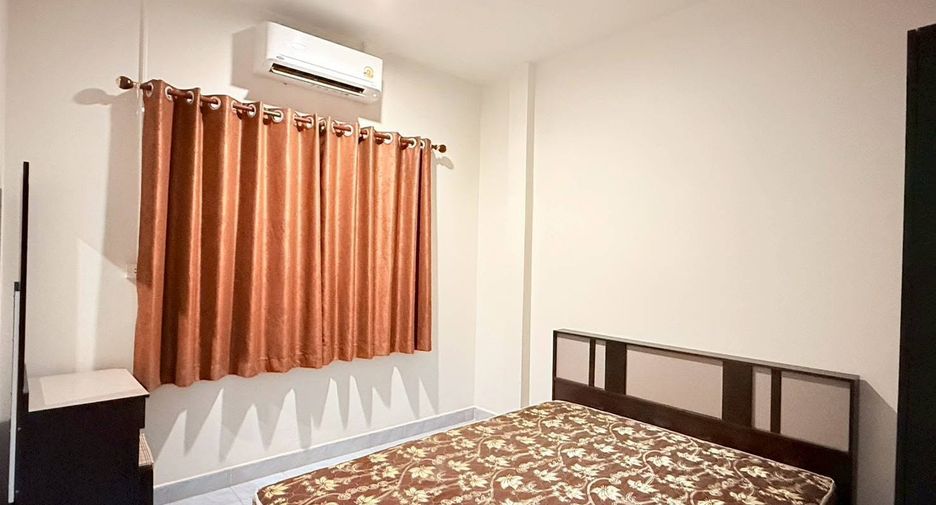 For rent 3 bedrooms house in East Pattaya, Pattaya